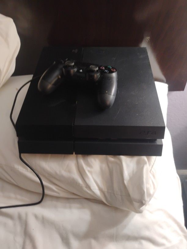 PS4 Pro Like New