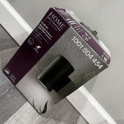 Rodham 8 in Black sconce light