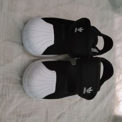 Adidas  toddler sandals 6k