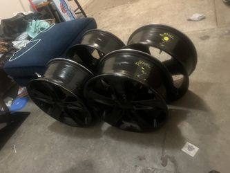 Rims off of 2020 jeep wrangler