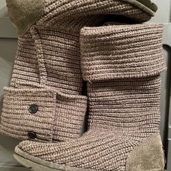 Classic Cardy Vintage Ugg Boot