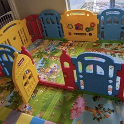 Dwinguler Large Kid's Castle Playpen MAT NOT INCLUDED for Sale in