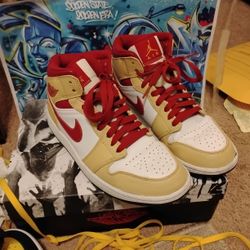 Nike Air Jordan 554724-201 Size 8 Men