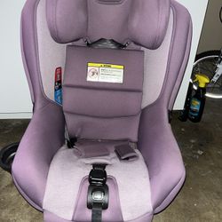 Nuna Rava Carseat