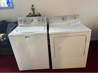 Maytag Wacher Machine and dryer