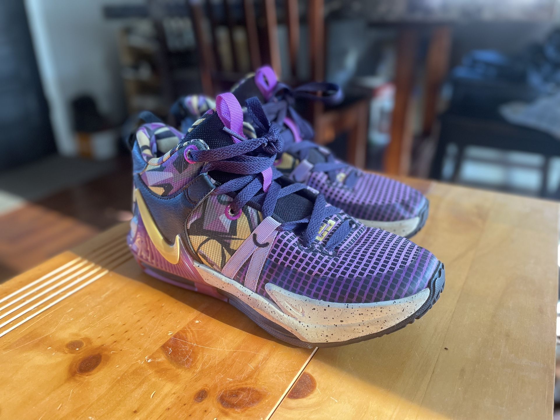 LeBron Boys Sneakers