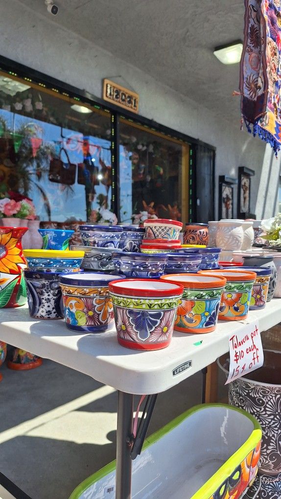 Small Talavera Pots Of ALL These Designs ❤️🌻 ‼️SALE‼️ $10 EACH, 15% OFF🔥