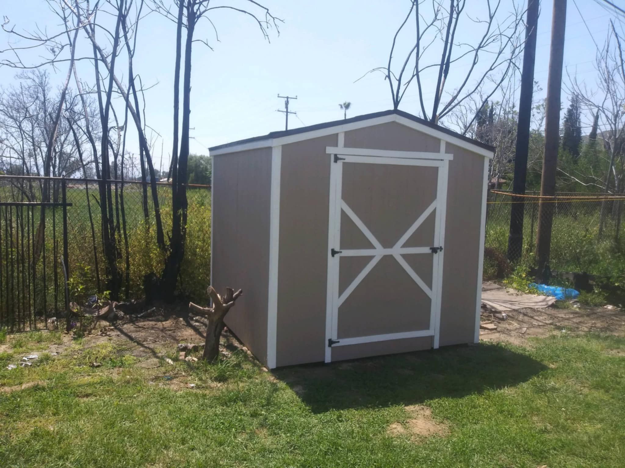 She’d For Sale !8x10x8