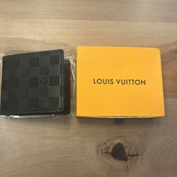 Louis Vuitton Wallet SEND OFFERS!!!