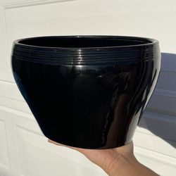 Black Ceramic Vase