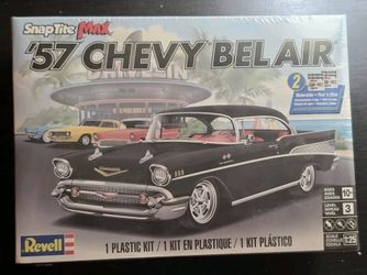 Revell '57 Chevy Bel Air SnapTite Max 1:25 Plastic Model Kit 85-1529 New Sealed 