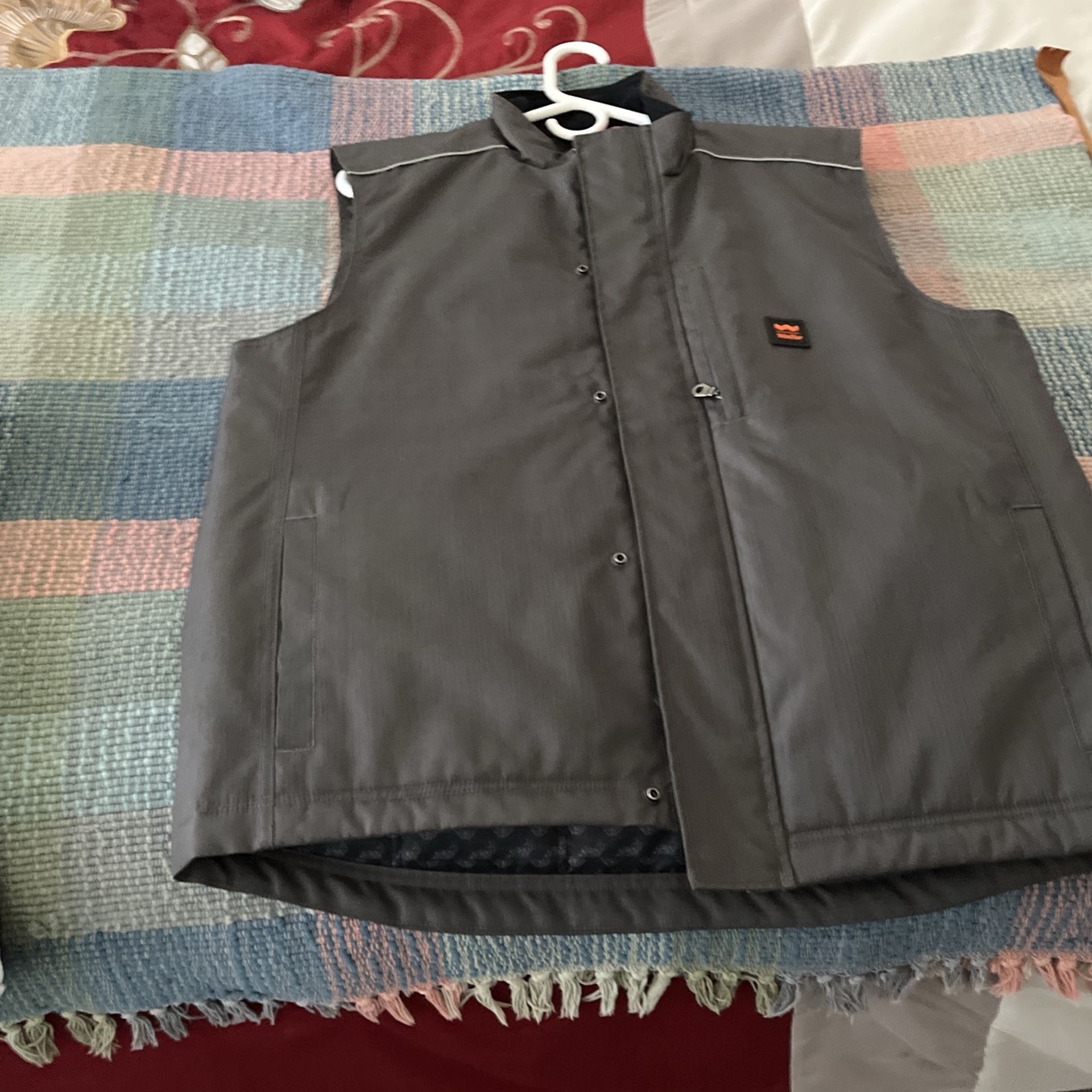 Men's Large Walls Vest Excellent Condition