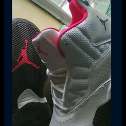 Jordan for Men Women Boys & Girls, or UGGS  Sz 6W or 9W  or North Face 3 in 1 jacket or Boots, or Polo Down Puffer Jacket, lmk what Sz U want