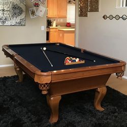 Pool Table/Billiard Table
