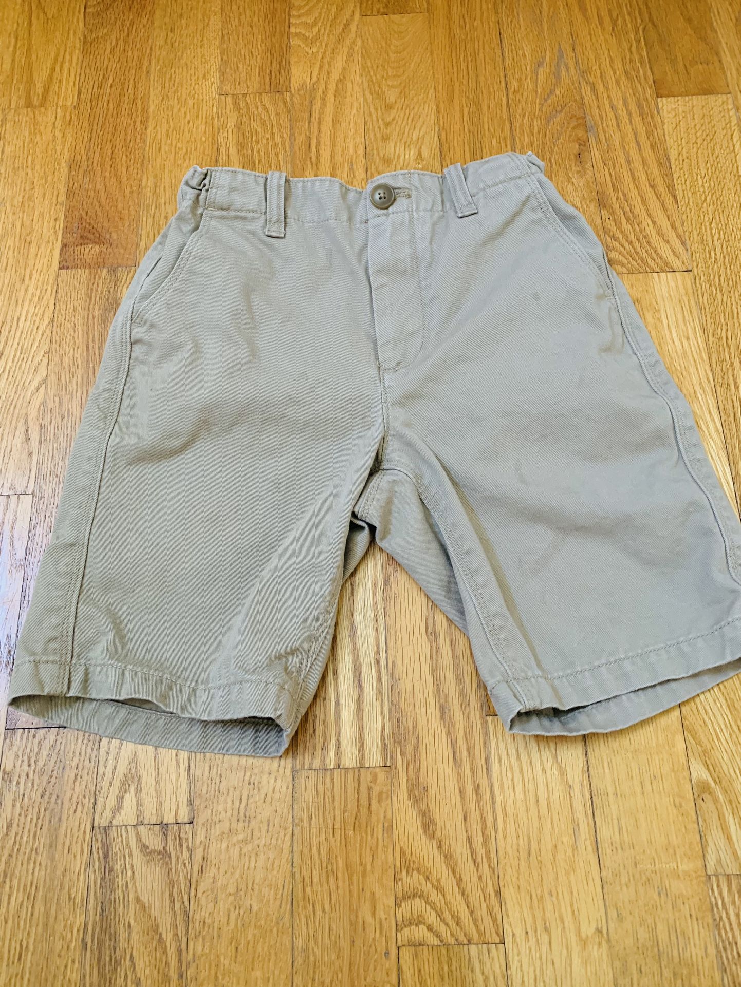 Crew Cuts Beige Khaki Shorts Sz 8 , light stain , no tears