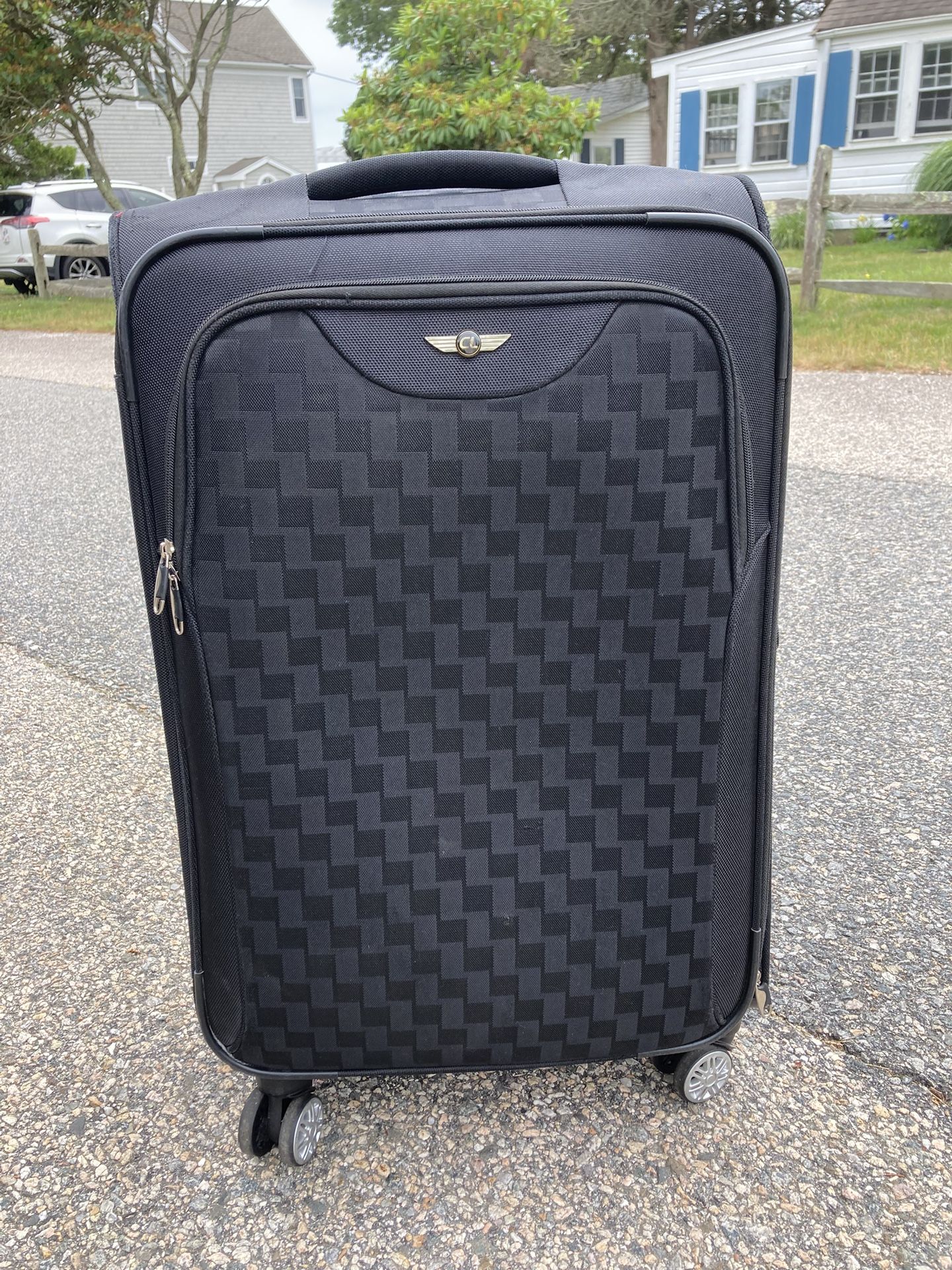 CL Check In 27” Luggage 