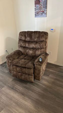 Massage recliner with massage and heating