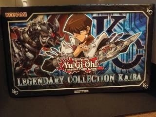 Yu-Gi-Oh Kaiba box with hard mat only no cards