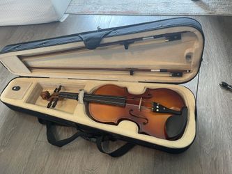 Cecilio Violin