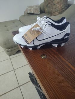 Nike Diamond Baseball Cleats