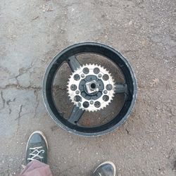 2001 R6 Rim Sprocket Axel