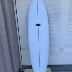 6’10” Thruster Egg Surfboard