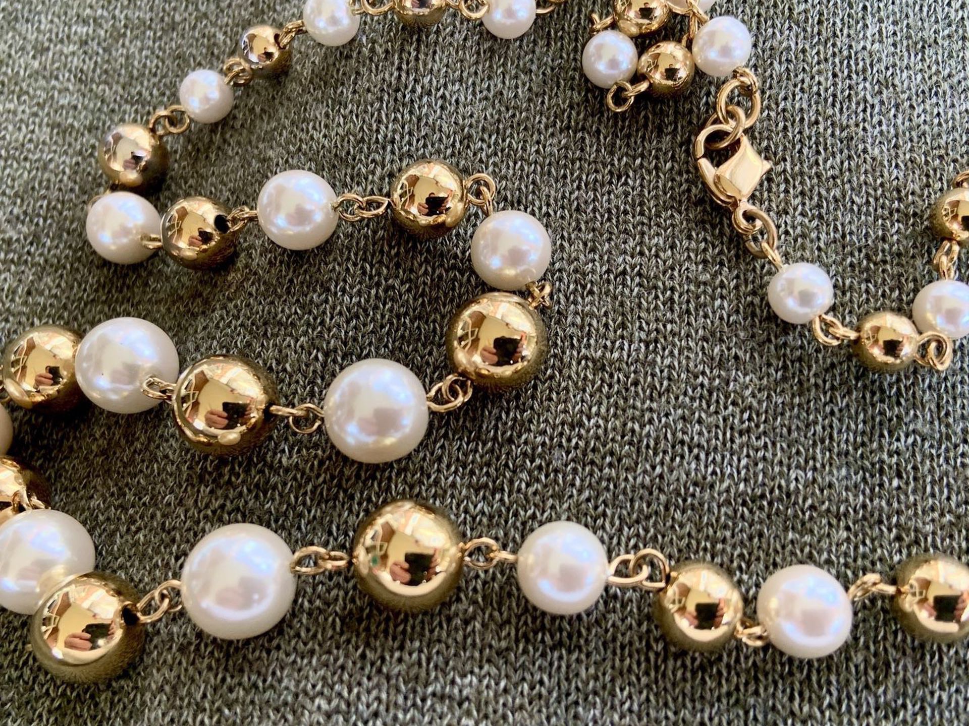 Gold & Pearl Bead Necklace
