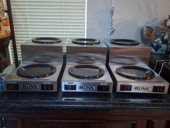 Bunn Dual Coffee Pot Warmers With Auxiliary 120v Plug in