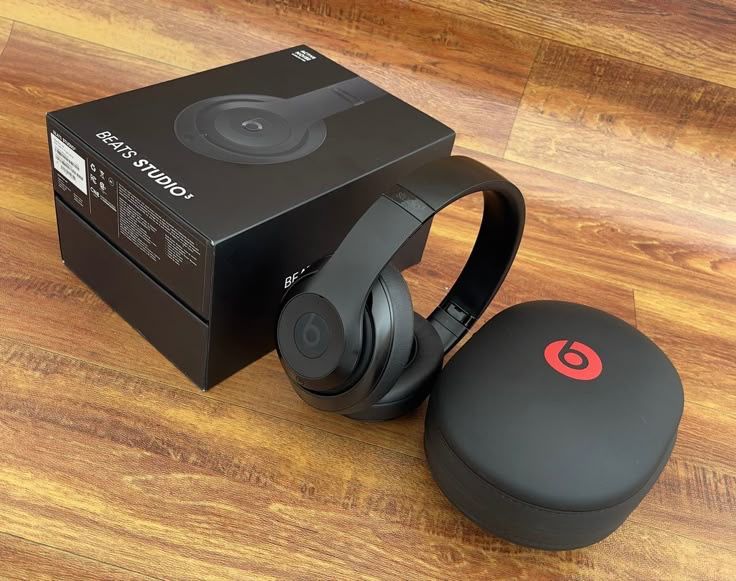 Beats Solo3 (SHIPPING ONLY) 2 For $100