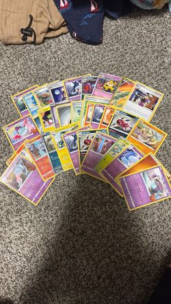 35 random Pokémon cards 1 100$ card