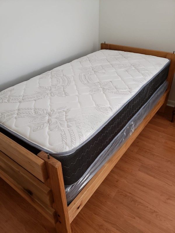NEW TWIN MATTRESS WITH BOX SPRING ♨️ Bed frame is not available