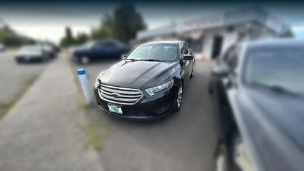 2014 Ford Taurus
