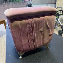 Old small ottoman / storage project