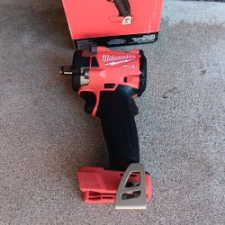 IMPACT WRENCH 1/2" MILWAUKEE TOOL ONLY 