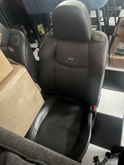 Infiniti Seats With Bose Unit