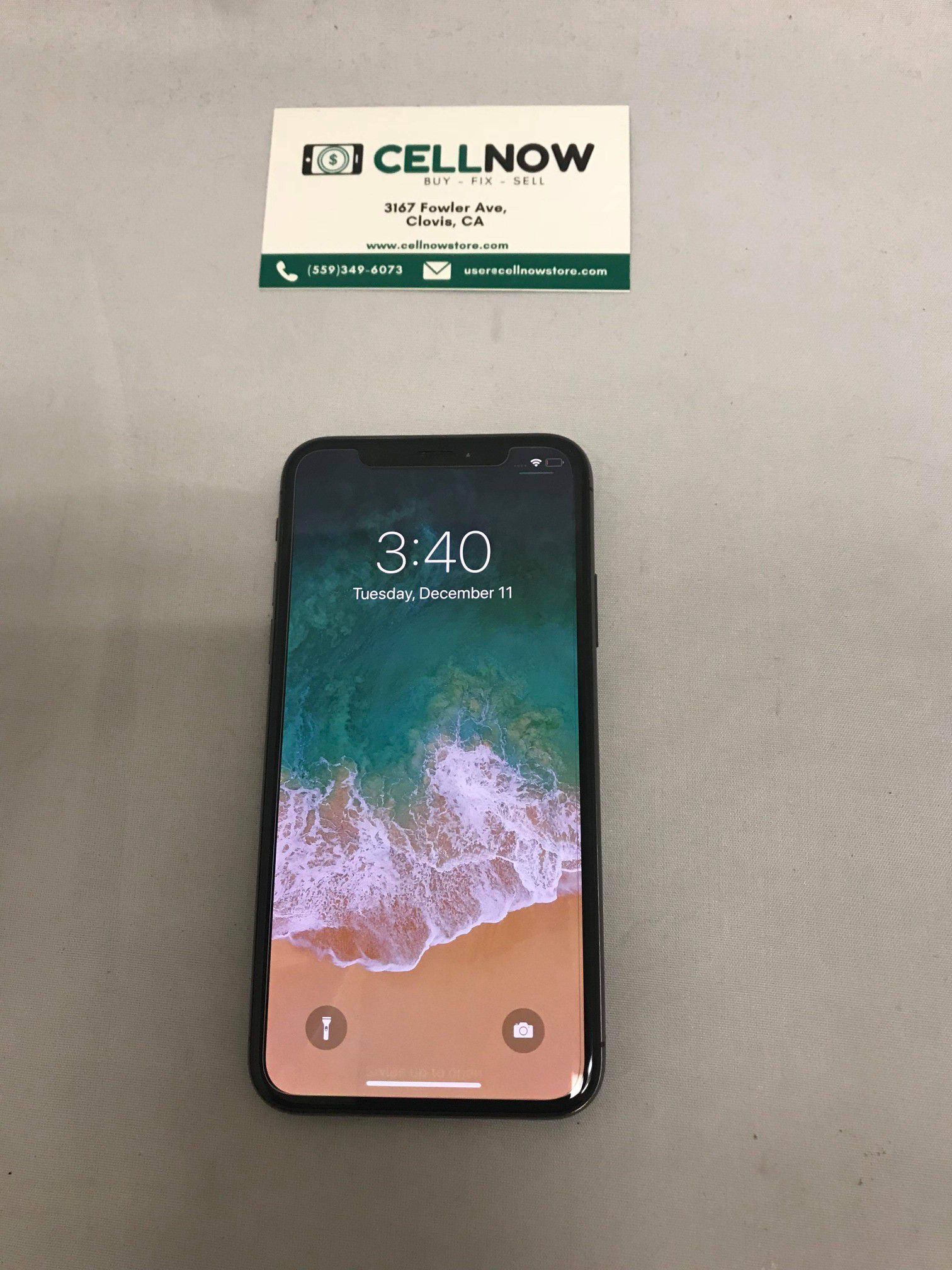 Iphone X - 64 Gb- AT&T