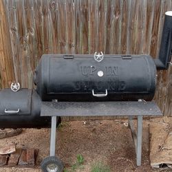 Smoker BBQ Pit