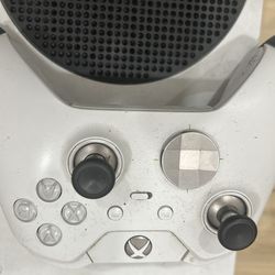 Xbox s console