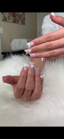 Nails 