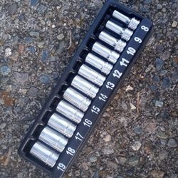 Snap-on Metric Semi-Deep Flank Drive 212Sfsmsy New. Many Other Tools. For Pick Up Fremont Seattle. No Low Ball Offers Please. No Trades 