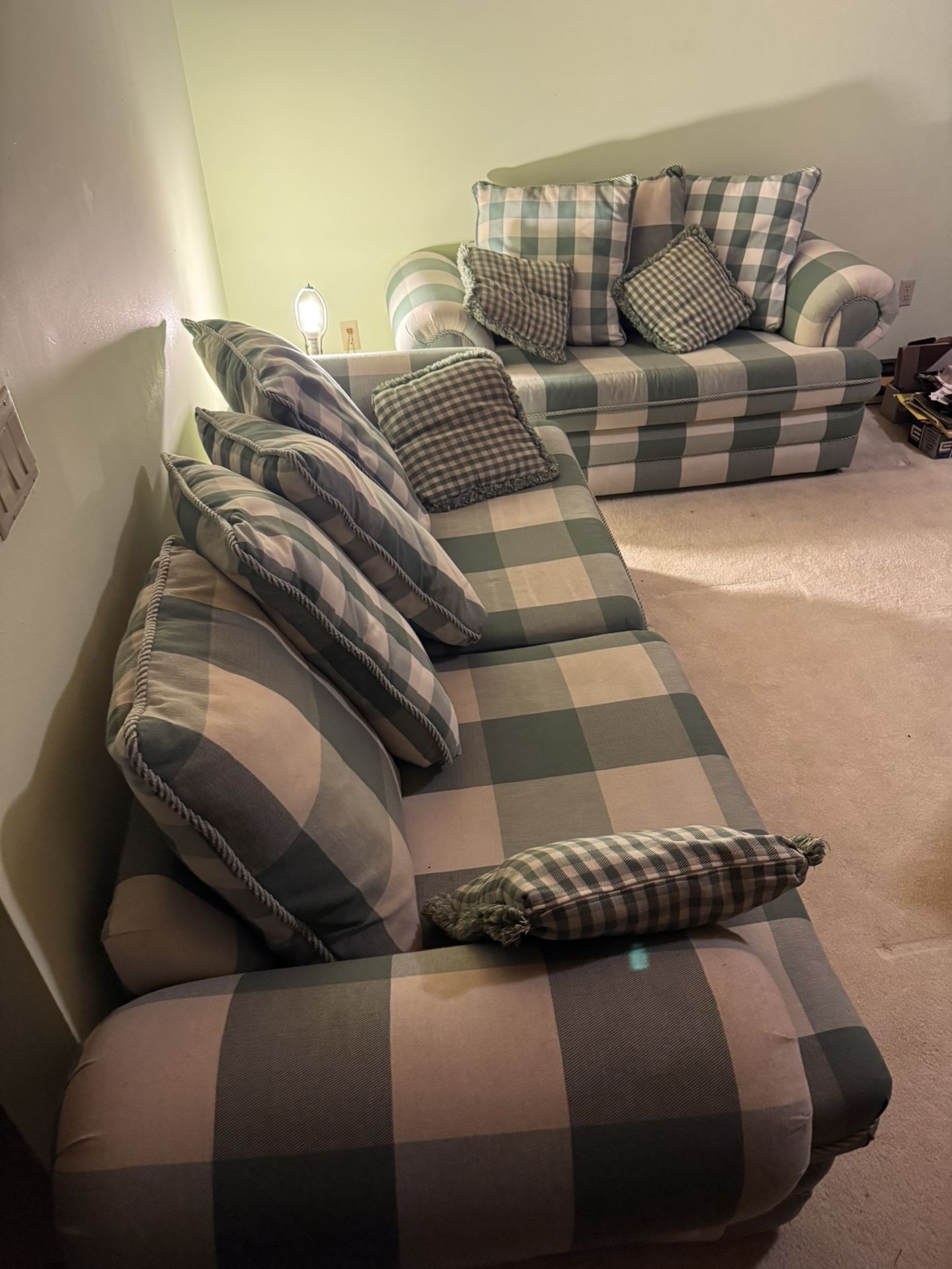 Couch set