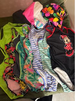 girls bathing suits
