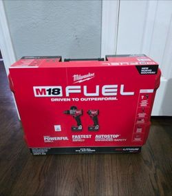 Milwaukee M18 FUEL Combo Kit (TOOLS ONLY) IMPACT & HAMMER DRILL