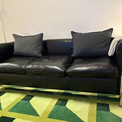 Le Corbusier “Petit Modèle” 3-Seater – Vintage Black Vegan Leather (Like New)