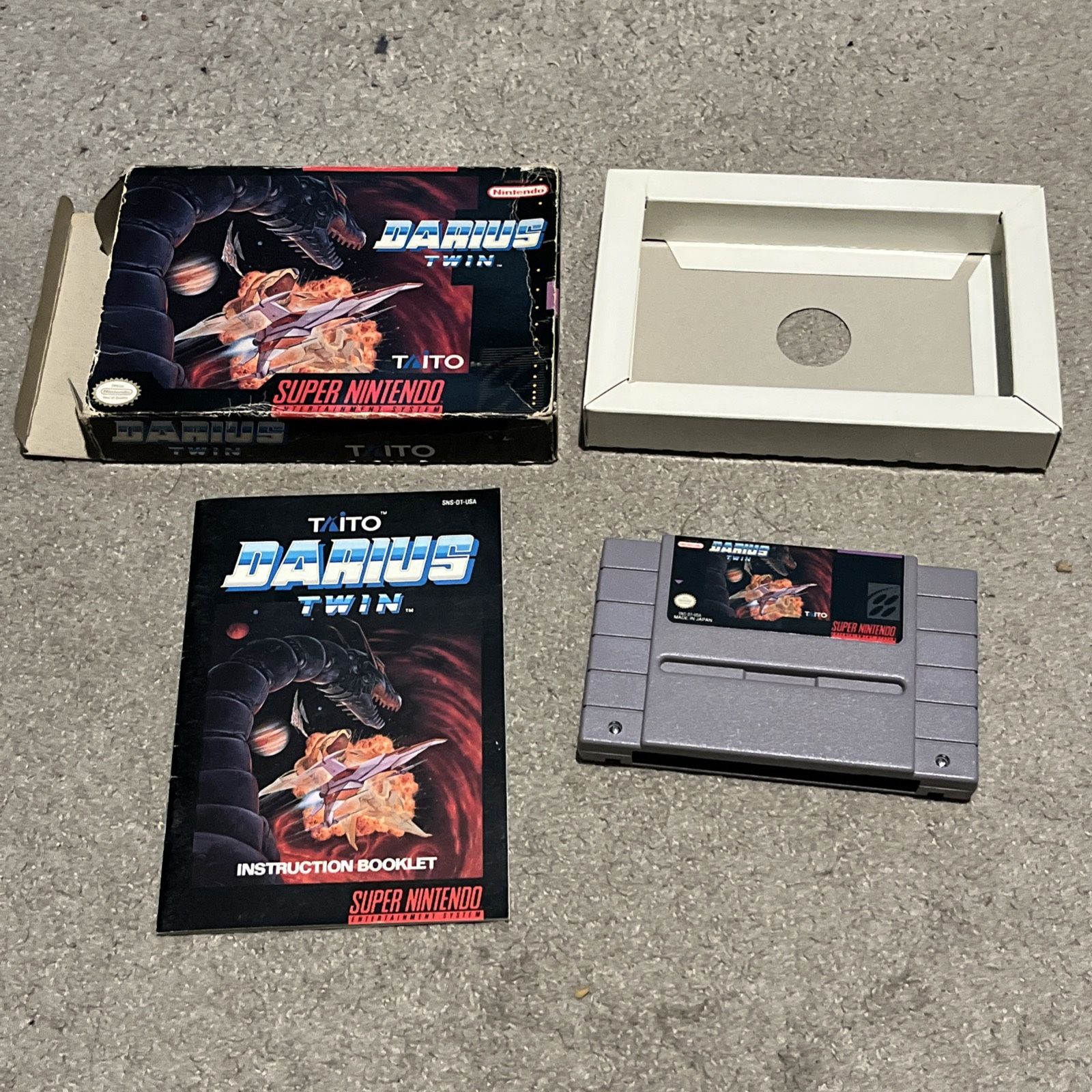 Darius Twin Super Nintendo SNES CIB Complete w/ Manual Authentic Tested