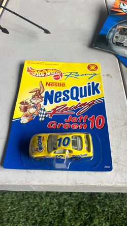 Hot Wheels Nestle NesQuik Jeff Green #10 NASCAR