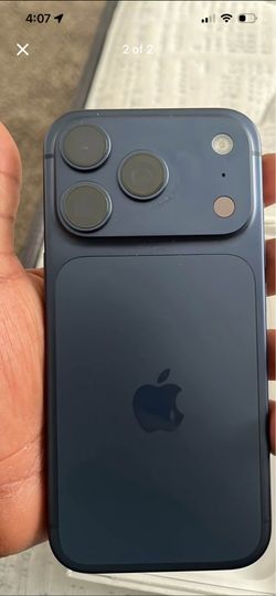 iPhone 17 PRO DEEP BLUE