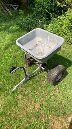 Spreader fertilizer/salt Rugged