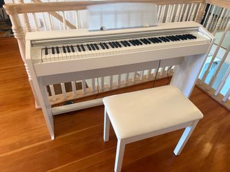 Mint condition Casio Privia PX-770 Digital Piano