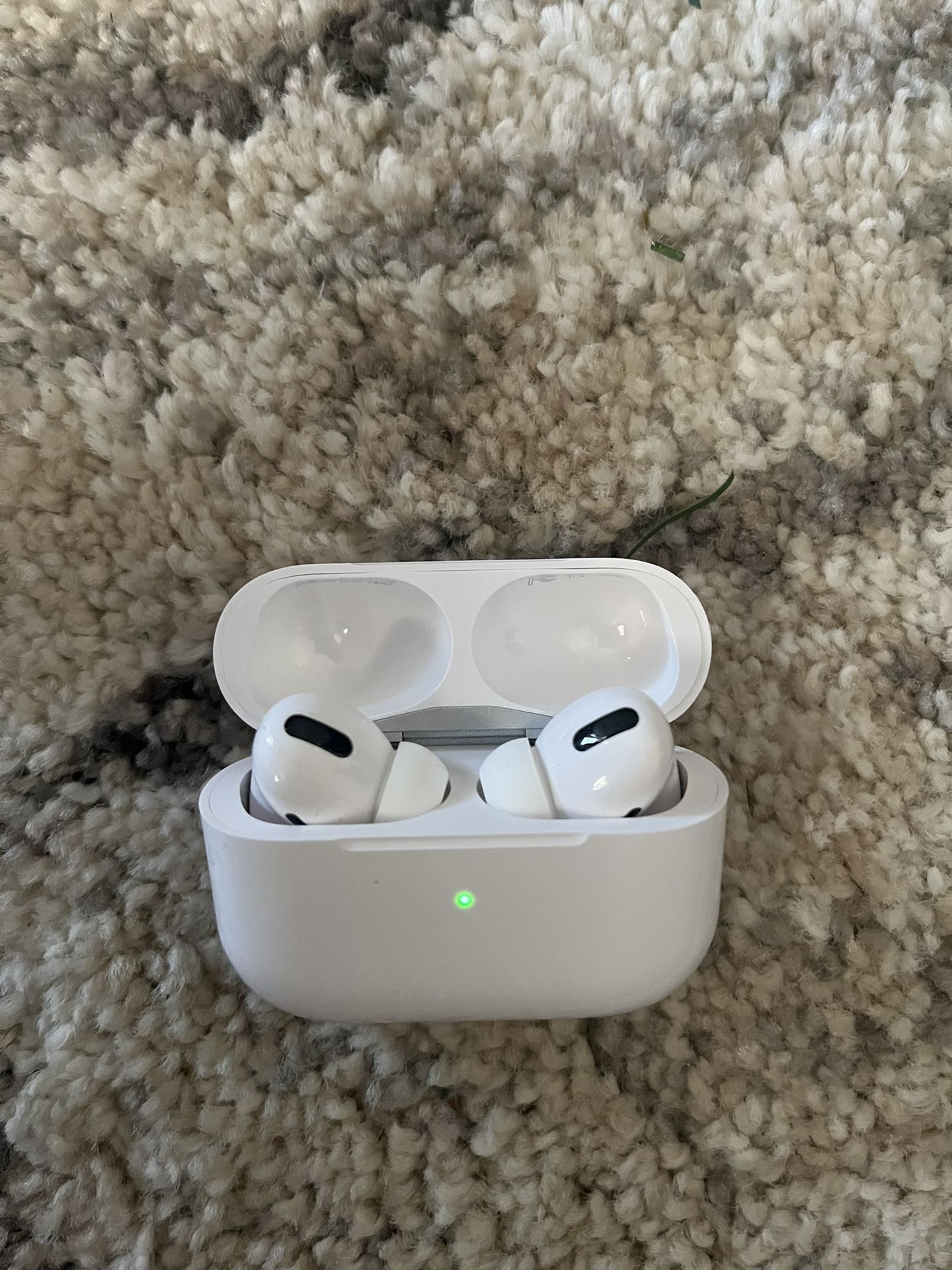 Airpod Pros 1st Gen 